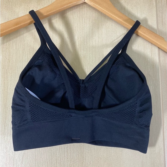 Nike Women’s Black Light Support Padded Sports Bra Sz S Minimalist Stretchy - Picture 2 of 7